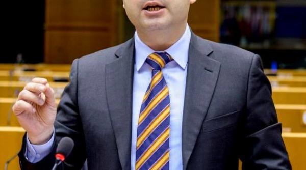 cristian busoi  mesaj in parlamentul european fata de criza din republica moldova