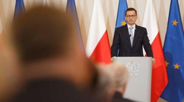 negocieri cu mossad opozitia poloneza iese la atac