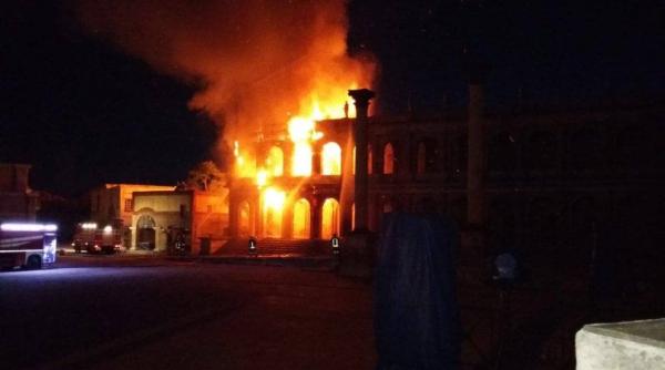 platou de filmare distrus de incendiu pompierii interven ie de urgen a