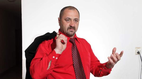 cine este ionel olteanu primarul care a dat bacalaureatul de patru ori