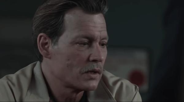 johnny depp  dat in judecata pentru ca ar fi agresat fizic un membru al unei echipe de filmare