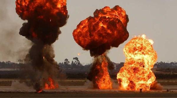 atentat in pakistan cel pu in 12 oameni i au pierdut via a