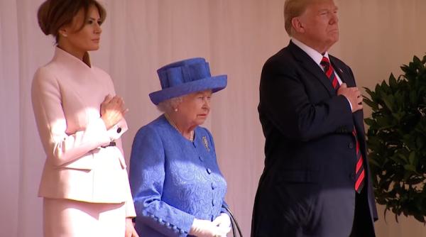 where is the queen intrebarea la care britanicii au luat foc