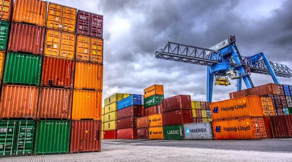 comertul in romania  crestere importanta  statistici oficiale