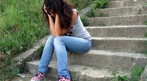 tanara din giurgiu reclamata de propria mama ca are droguri