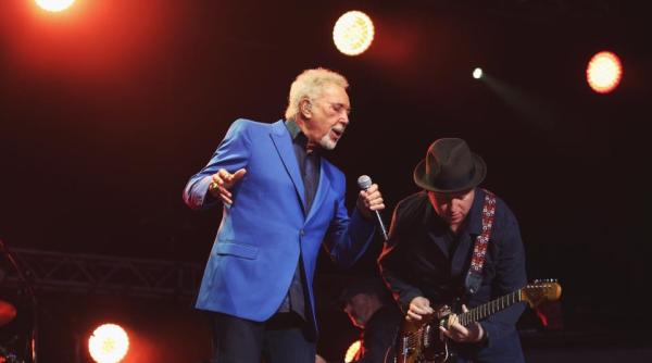 tom jones pacalit la cerbul de aur nu a banuit animic