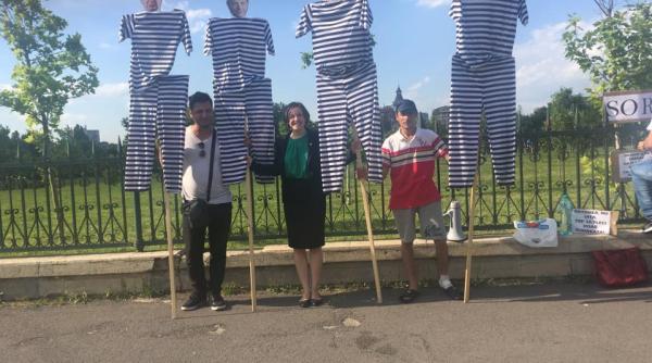 m epsd com farapenali cosette chichirau boost de imagine pentru usr