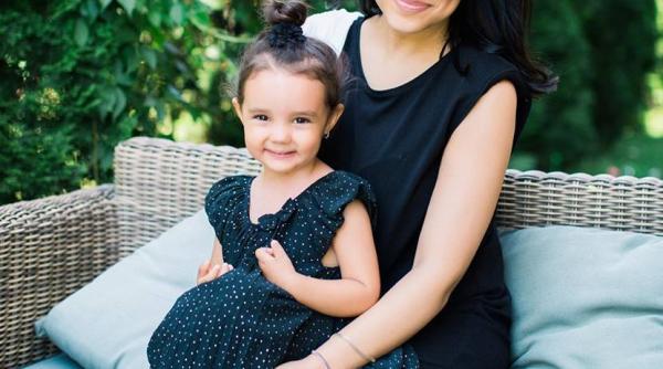 andra scrisoare emo ionanta pentru fiica ei evaandra scrisoare emo ionanta pentru fiica ei eva sa ramai mica sa te cuibaresti in bratele mele