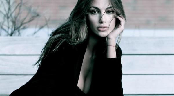 cerbul de aur 2018 madalina ghenea prezentatoarea festivalului