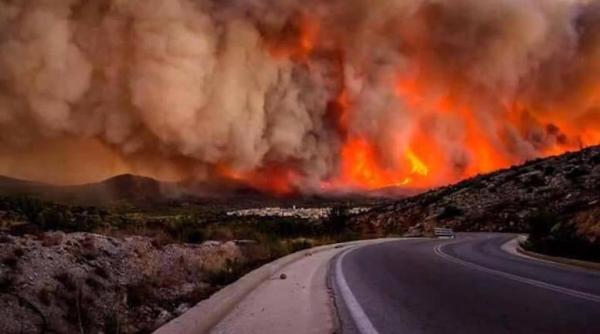 grecia cauta supravietuitori dupa incendiul devastator