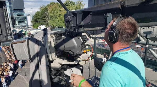 loviturile date de angi erban i godina hartuirea online a jurnalistilor cand trolii lanseaza asaltul