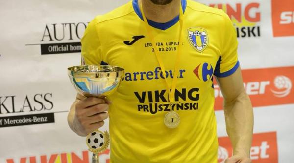 fotbalistul daniel chiri a se bazeaza pe munca de echipa pentru a reu i in ultimul trib