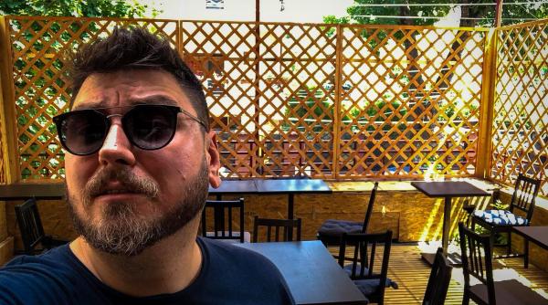 usr apeleaza la vedete micutzu rugat sa ajute la strangerea de semnaturi