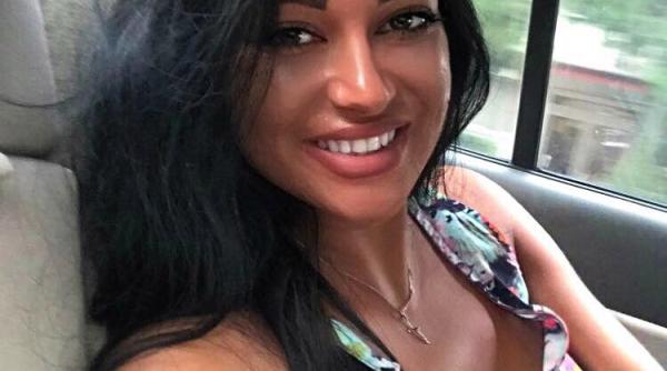 elena ionescu a nascut azi un baie el o vedeta na a de botez