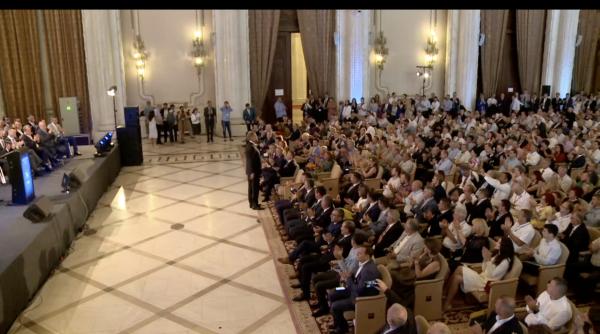 consilul na ional pnl iohannis intrebare la care sala a explodat