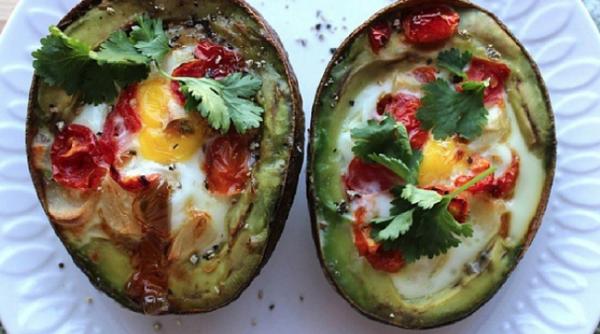 ce mananca oamenii sanato i la micul dejun