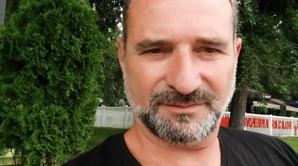 ovidiu grosu plan dement protestatarul rezist luat cu asalt mesaje dure