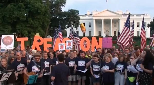 protest anti trump starurile de pe broadway in fata casei albe