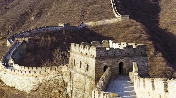 o noapte pe marele zid initiativa anulata din cauza protestelor