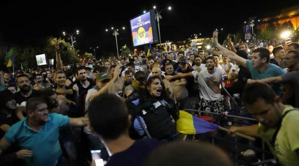 jandarmeri a batuta in pia a victoriei ase persoane audiate in aceste momente