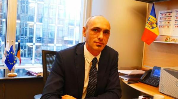 razvan popa eurodeputat psd klaus iohannis instiga la dezbinare in loc sa fie un factor de echilibru