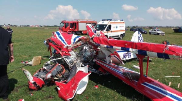 romania accident aviatic starea pilotului dupa ce doua avioane s au ciocnit in aer