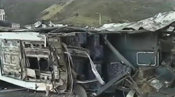 zeci de victime intr un accident de autocar langa quito