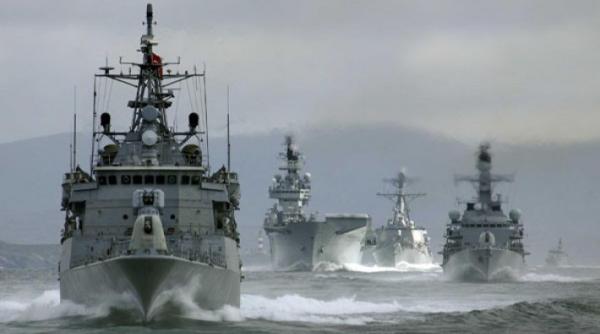 fregata rusa tragere cu muni ie de razboi in marea neagra