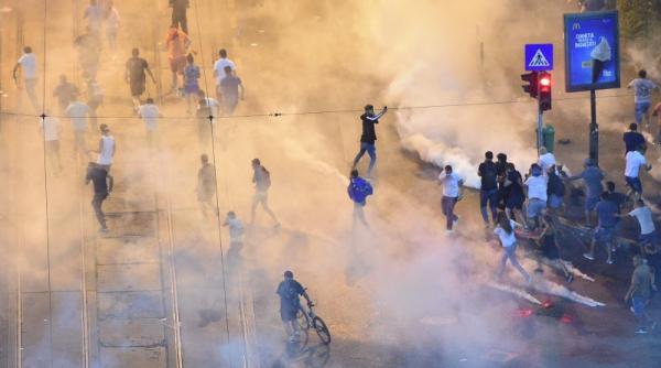 protestatar 10 august ma loveau in cap m au tarat parca erau dementi