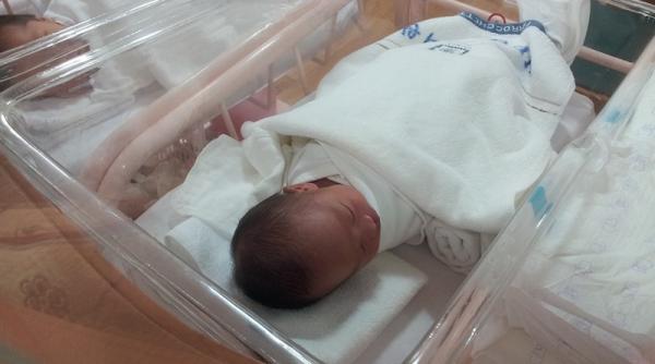 nume trasnite cum a fost botezat un bebelu in indonezia