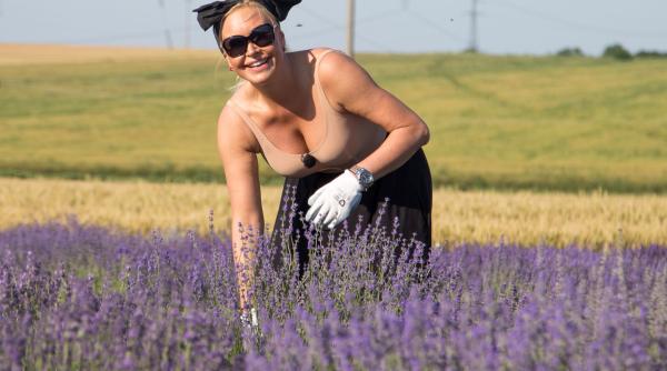 vica blochina cople ita de amintiri la pofti i la nea marin m am sim it ca in cambodgia