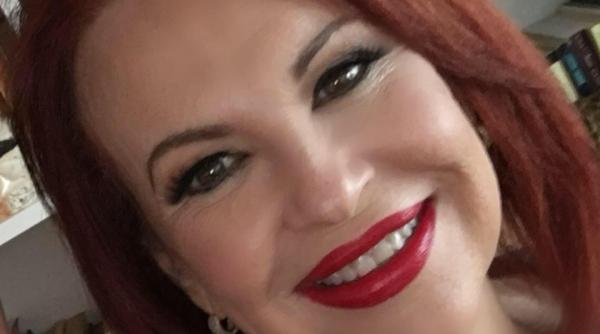 candidata pentru congresul sua sus ine ca a fost rapita de extratere tri