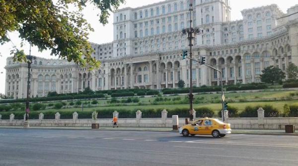 spectacol la parlament traficul rutier restrictionat