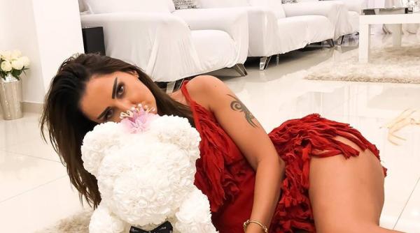 oana zavoranu mesaj ciudat nu for a i nota sta i ascun i