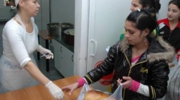 primaria capitalei va infiin a o banca de alimente o cantina sociala i un centru de asisten a pentru mama i copil