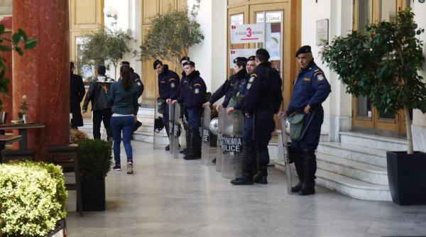 grecia poli ia acuza membrii unui ong de sprijin al imigra iei ilegale