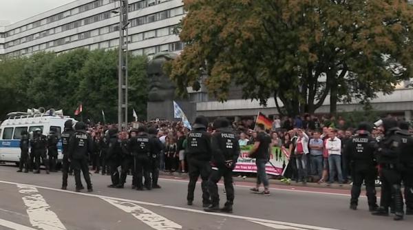 manifestatii extrema dreapta chemnitz reactia onu
