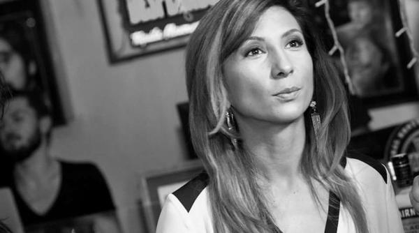 cursa wizz air romani bloca i in paris andreea dumitrache printre ei ce s a intamplat