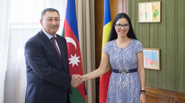 ana birchall intalnire cu khalaf khalafov