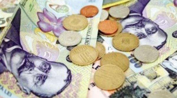 sondaj provident romanii isi impart cheltuielile de toamna intre muraturi gemuri si haine de iarna