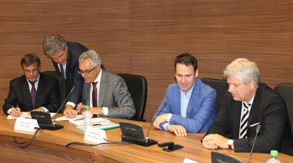 robert negoi a i dan tudorache parteneriat in domeniul sortarii gunoiului