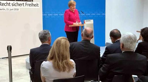 disputa merkel eful serviciilor de informatii interne al germaniei