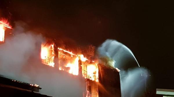 incendiu bloc sector 5 aviz isu anunt