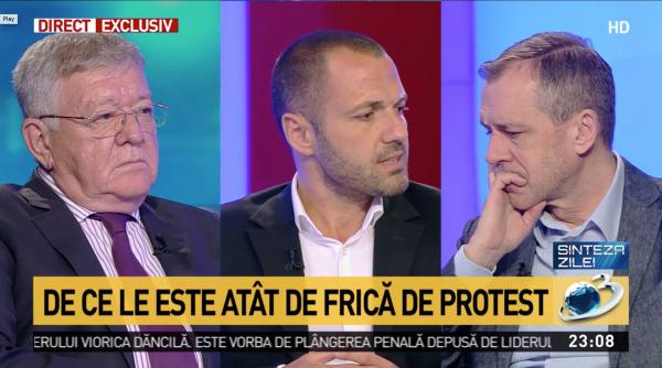 avocatul dan chitic iese in strada protest la parlament