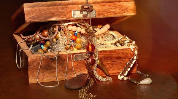 furt bijuterii ritz valoare uriasa victima o printesa saudita