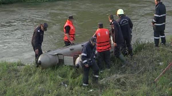 raed arafat imagini spectaculoase cu pompierii salvatori in mun ii retezat