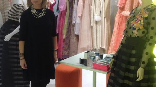 clara rotescu creatoare de moda aceasta este sansa brandurilor romanesti