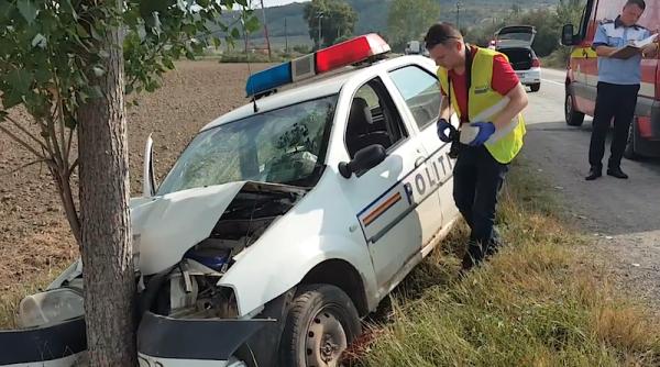accident masina politie izbit copac victime