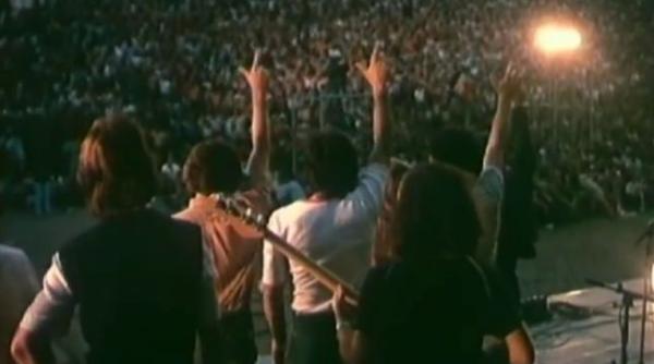 cenaclul flacara reunit arti tii care au acceptat