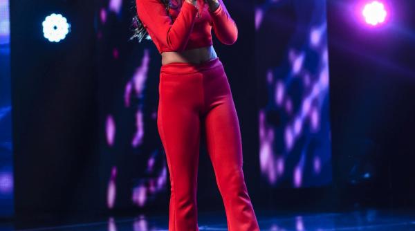 fosta ca tigatoare next star la x factor cant la saptamana modei din new york